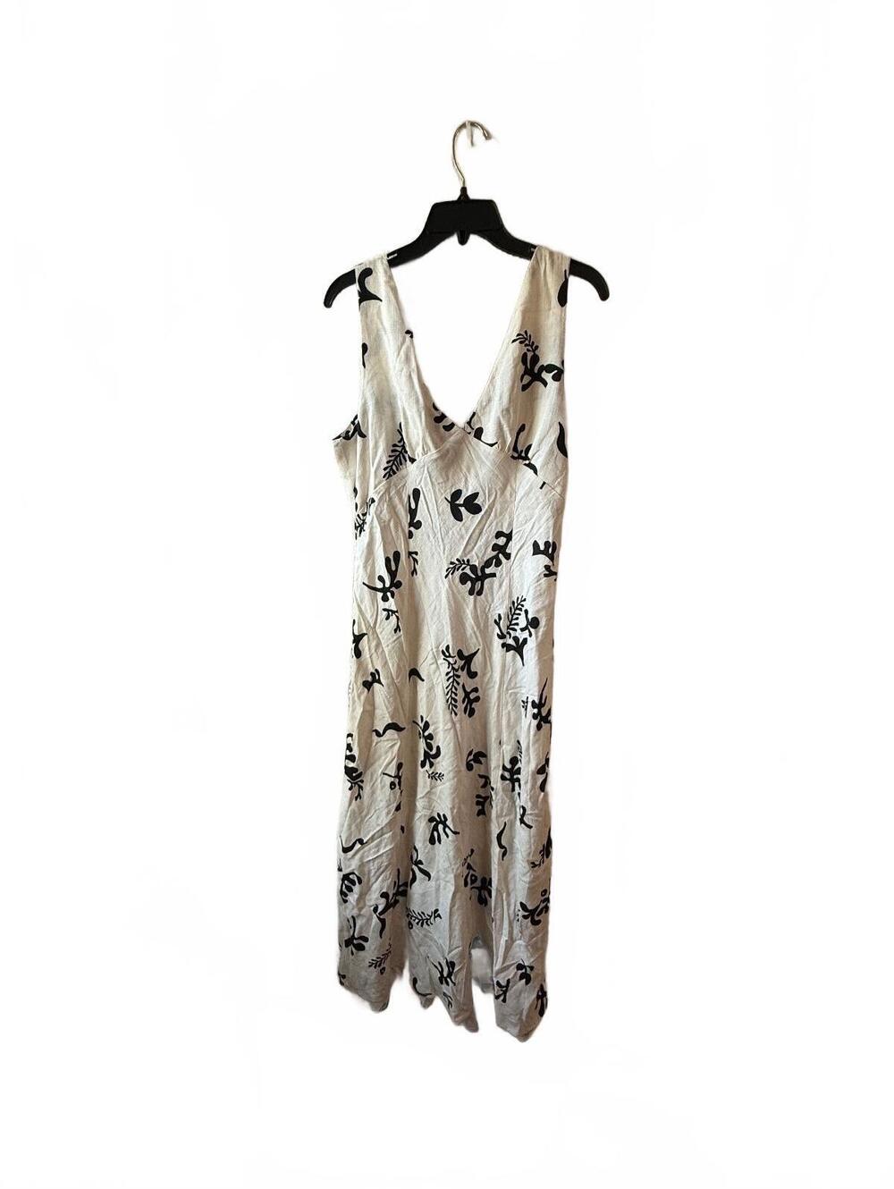 Paper Heart XL Sleeveless Linen Rayon Blend Dress with Black Floral Print